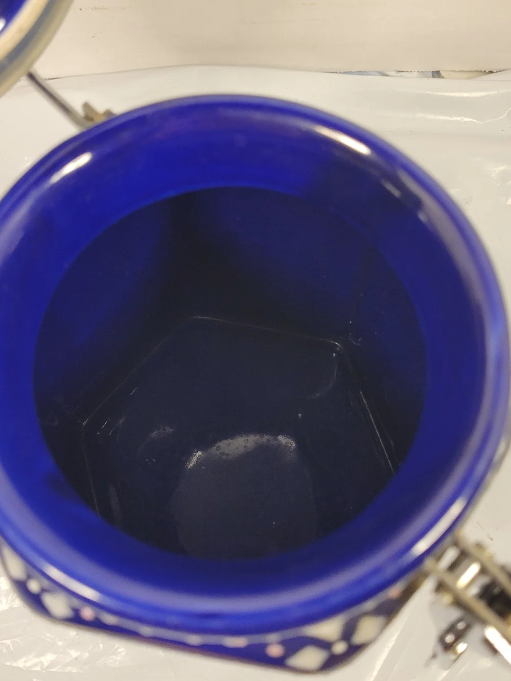 Vintage Pier 1 Imports Canister Moroccan Cobalt Blue &White Ceramic Latch (W)